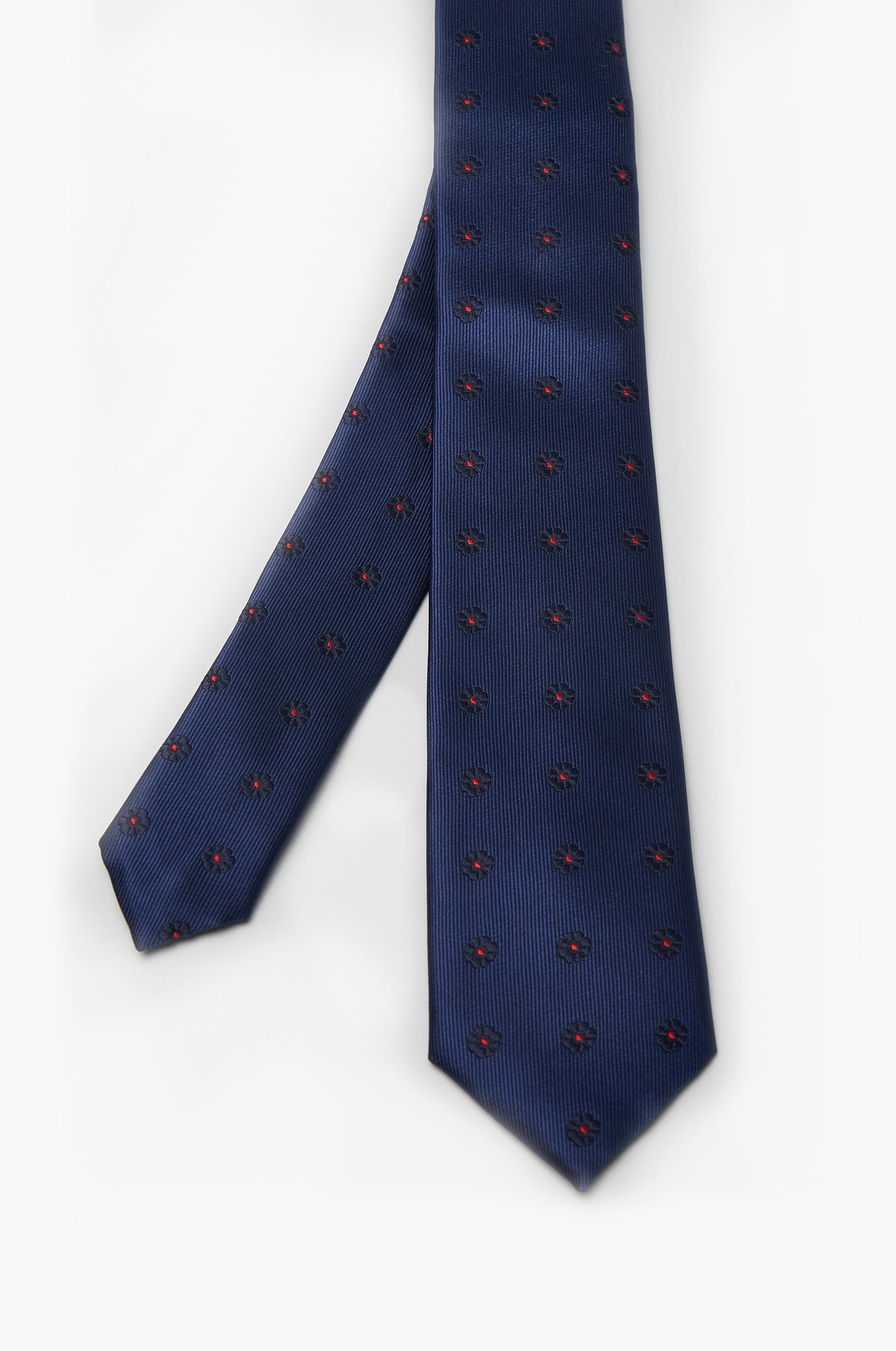 Floral pattern tie