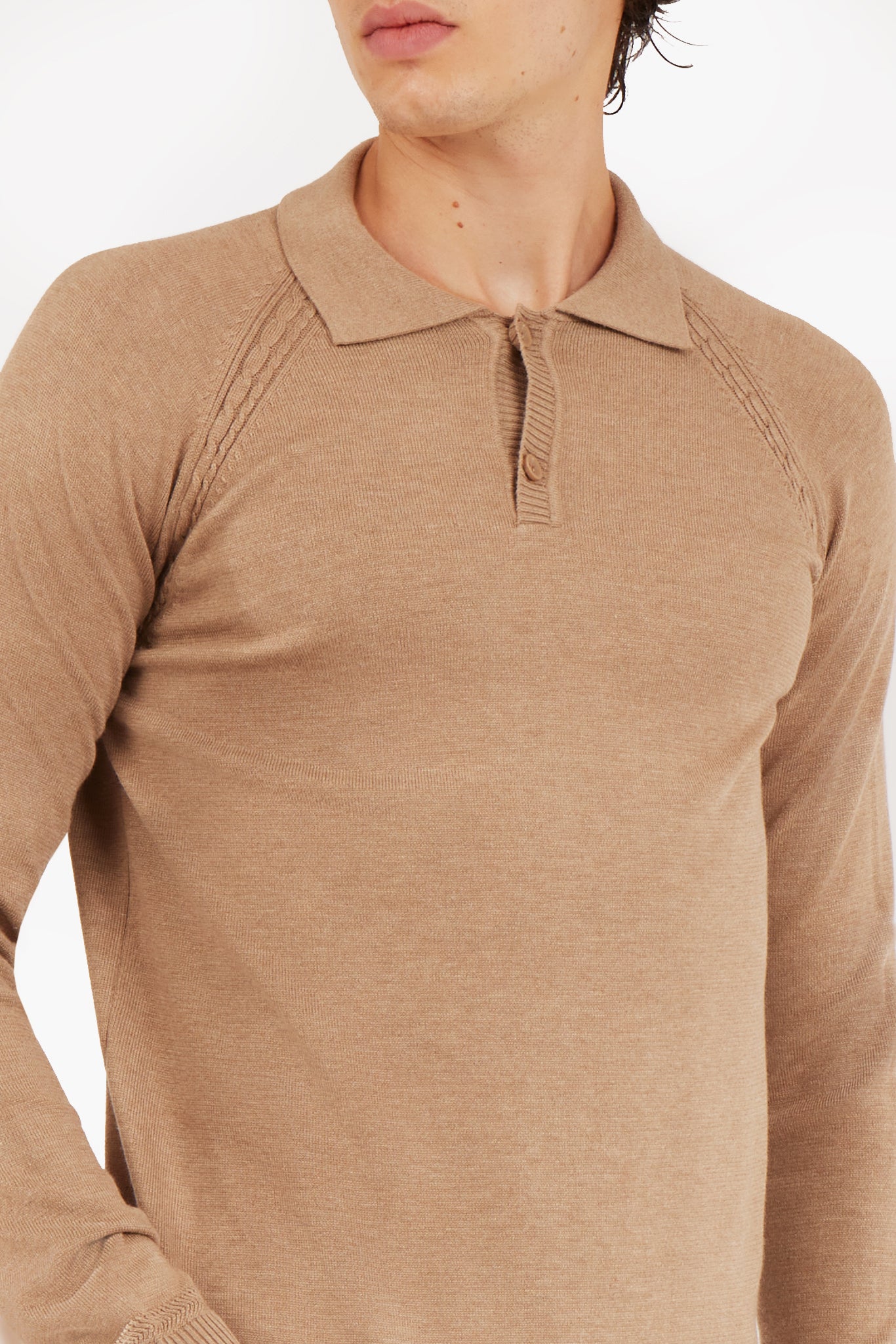 Polo manica lunga con dettagli