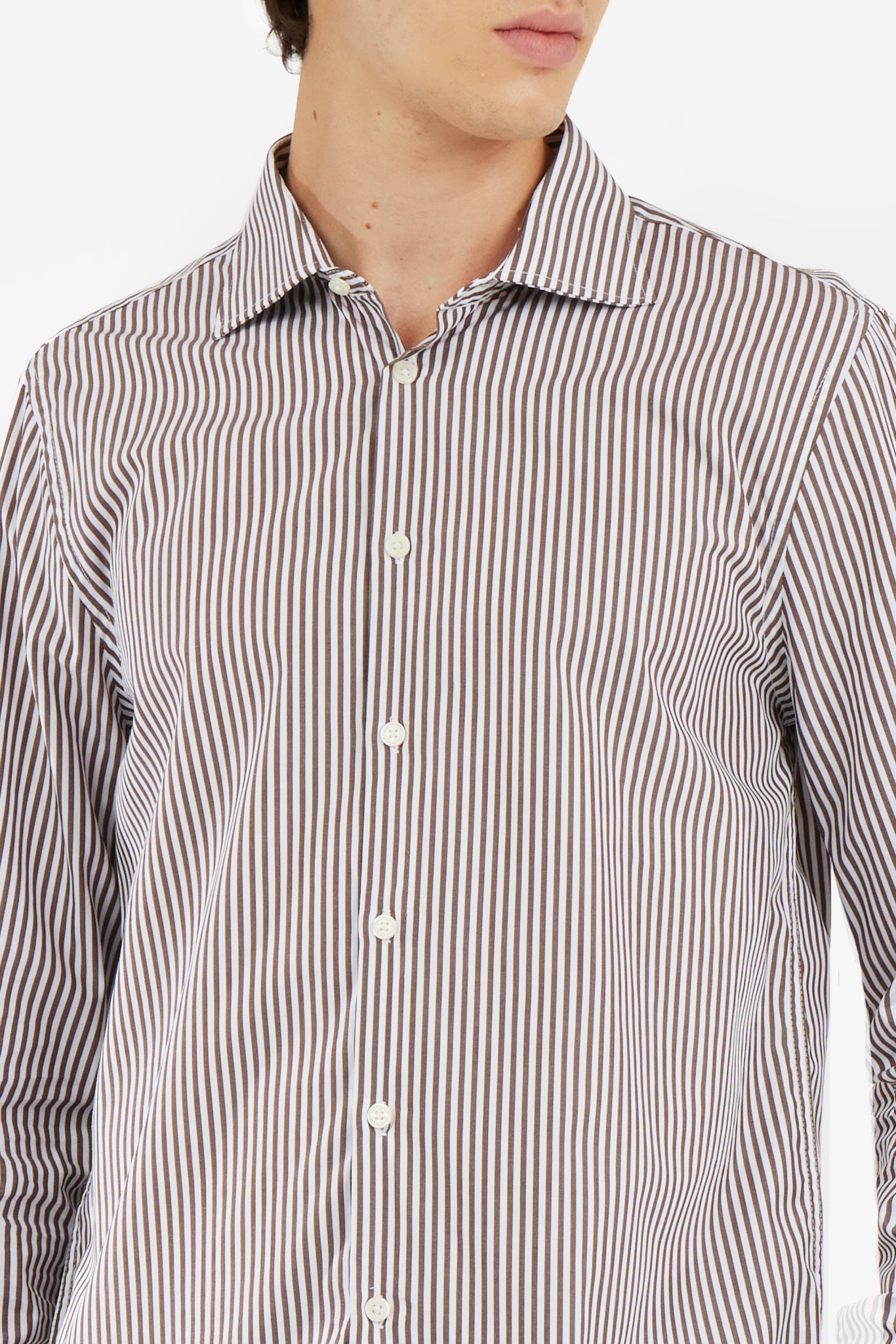 Camicia comfort fit a righe verticali sottili