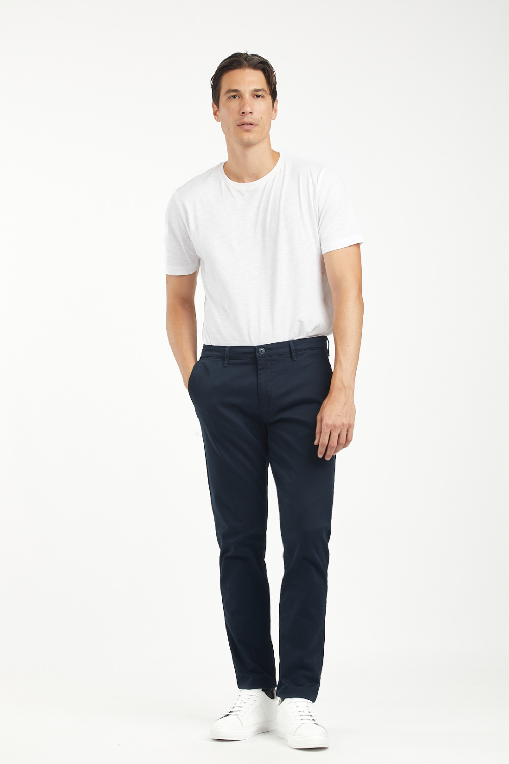 Pantaloni chinos basic regular fit