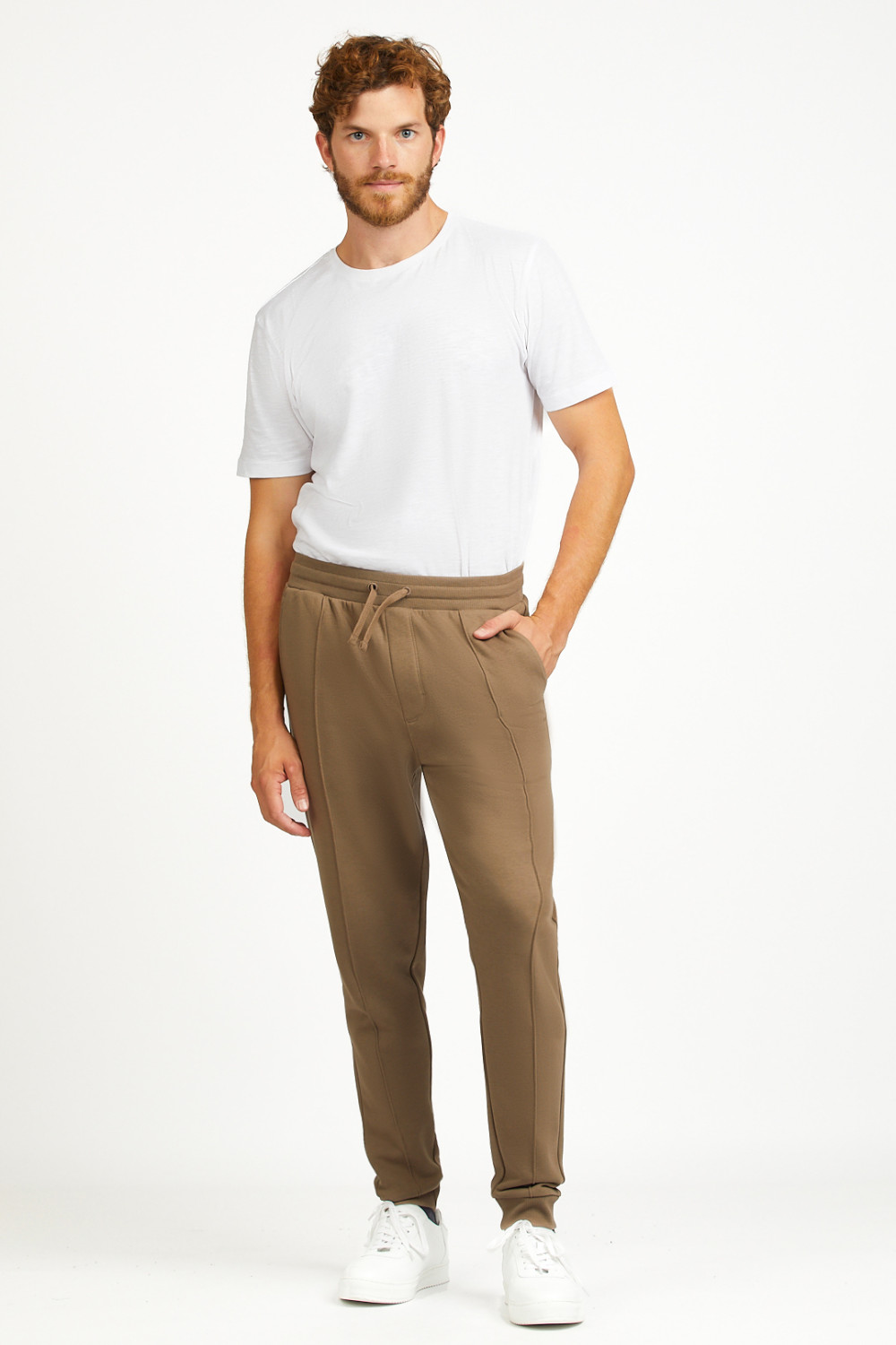 Pantaloni jogger basic