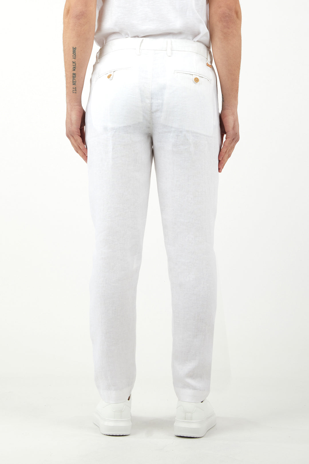 Pantaloni chinos in lino basic