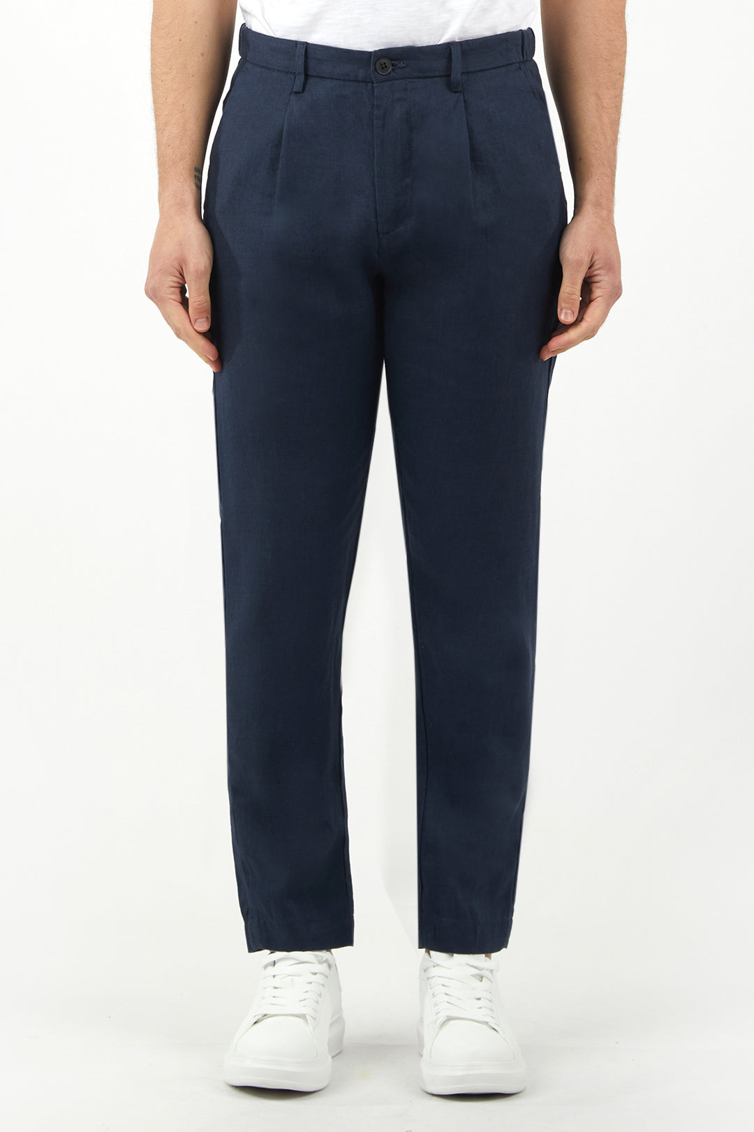 Pantaloni chinos in lino basic