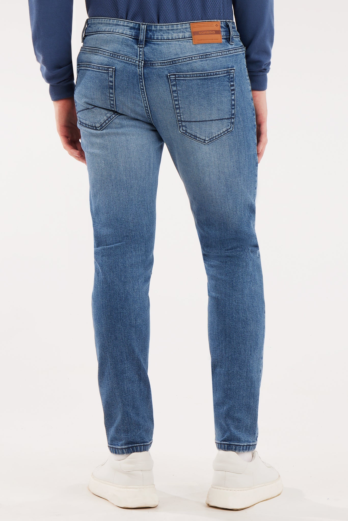 Jeans slim fit lavaggio medio
