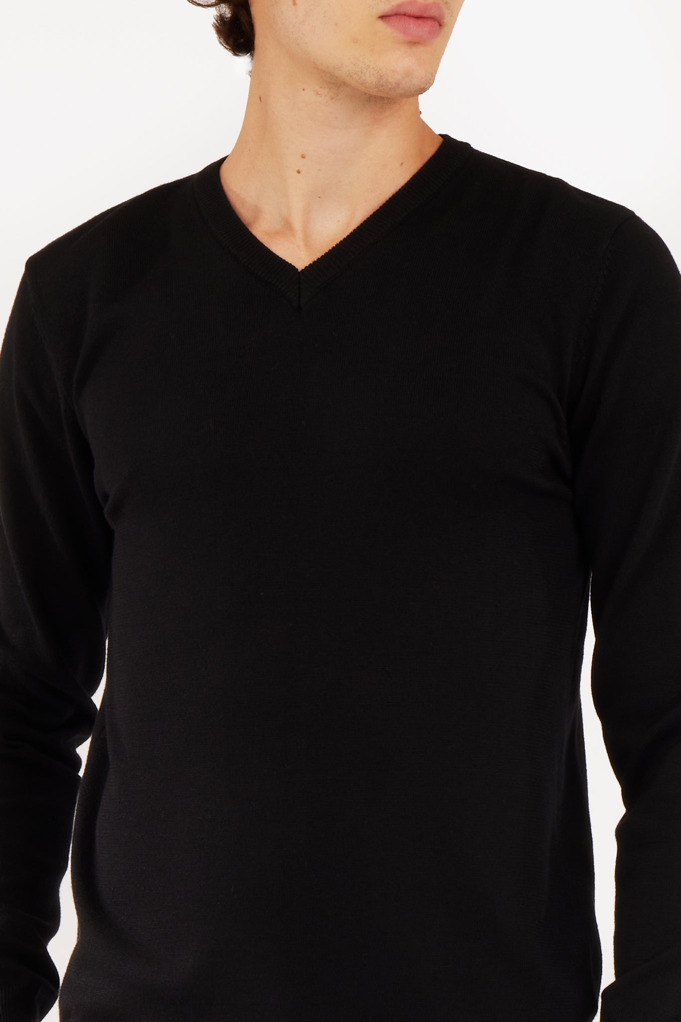 Pullover scollo a V basic