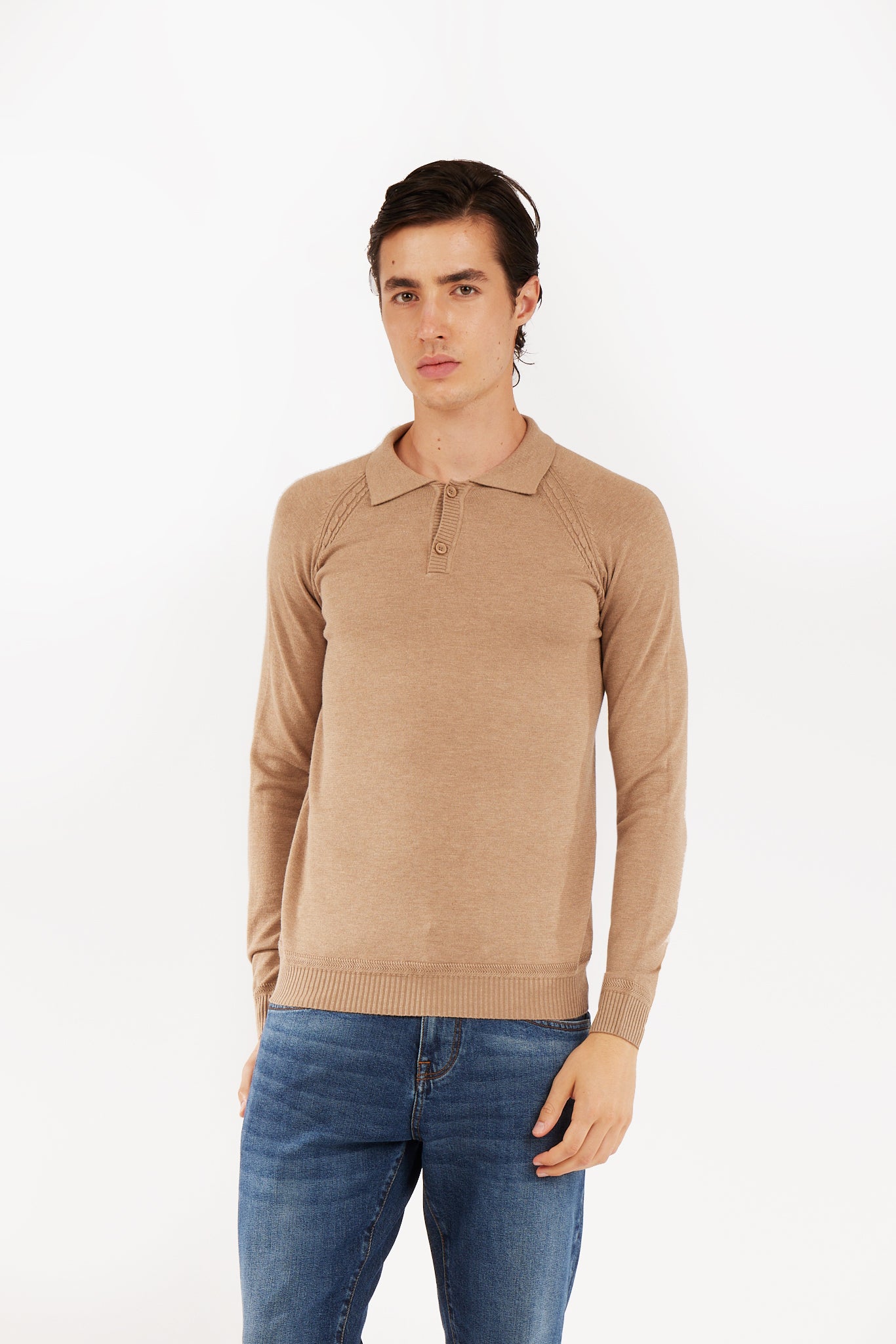 Polo manica lunga con dettagli