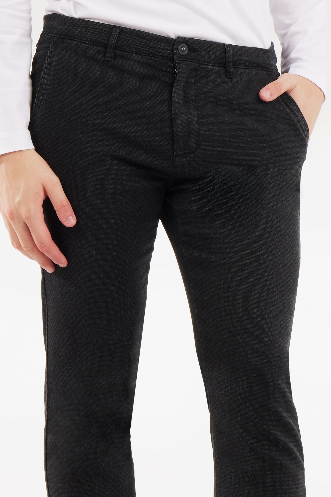 Pantaloni chinos slim fit tinto filo