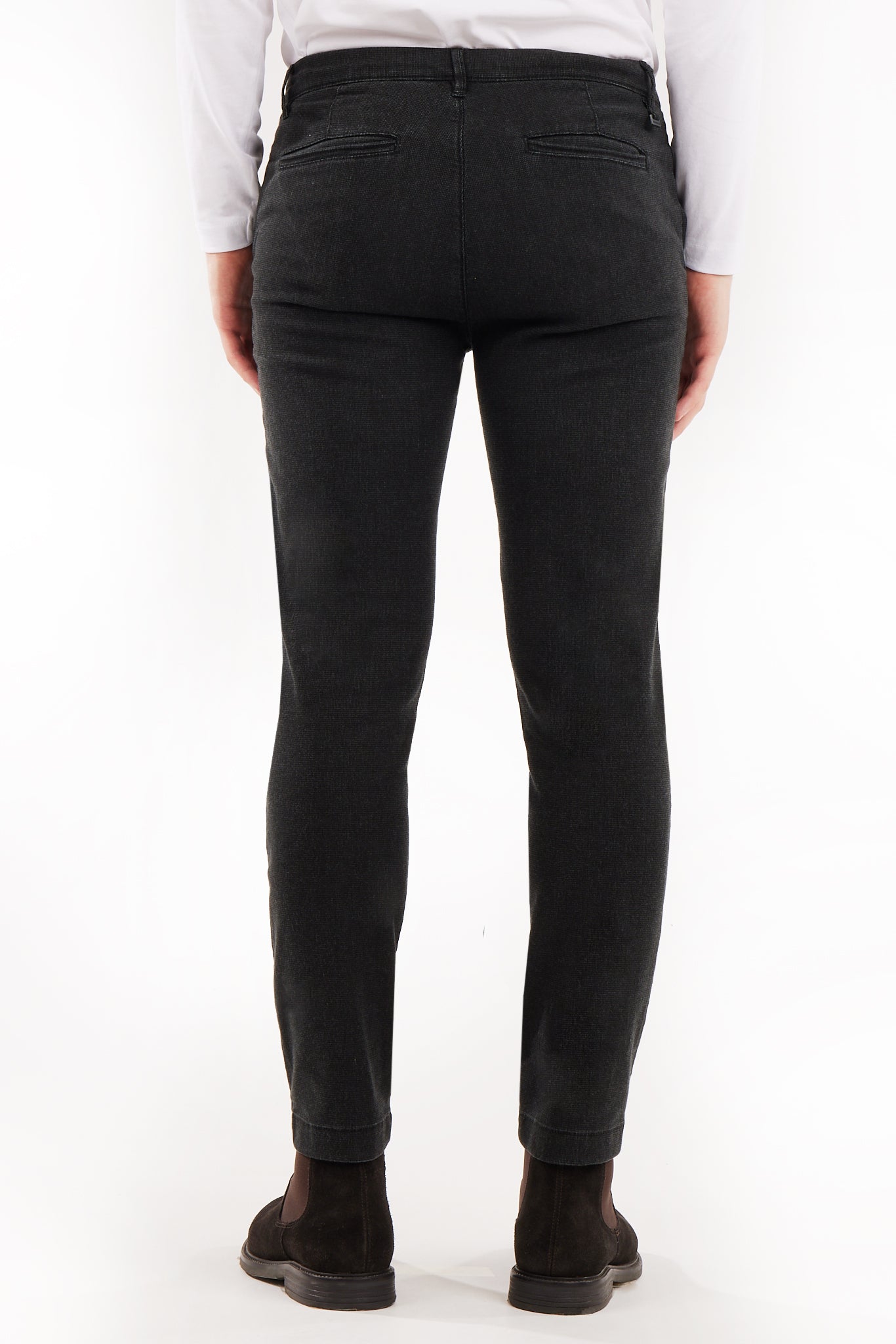 Pantaloni chinos slim fit tinto filo