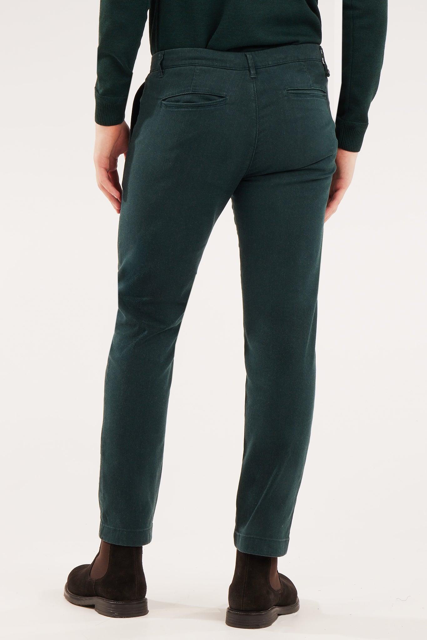 Pantaloni chinos slim fit tinto filo