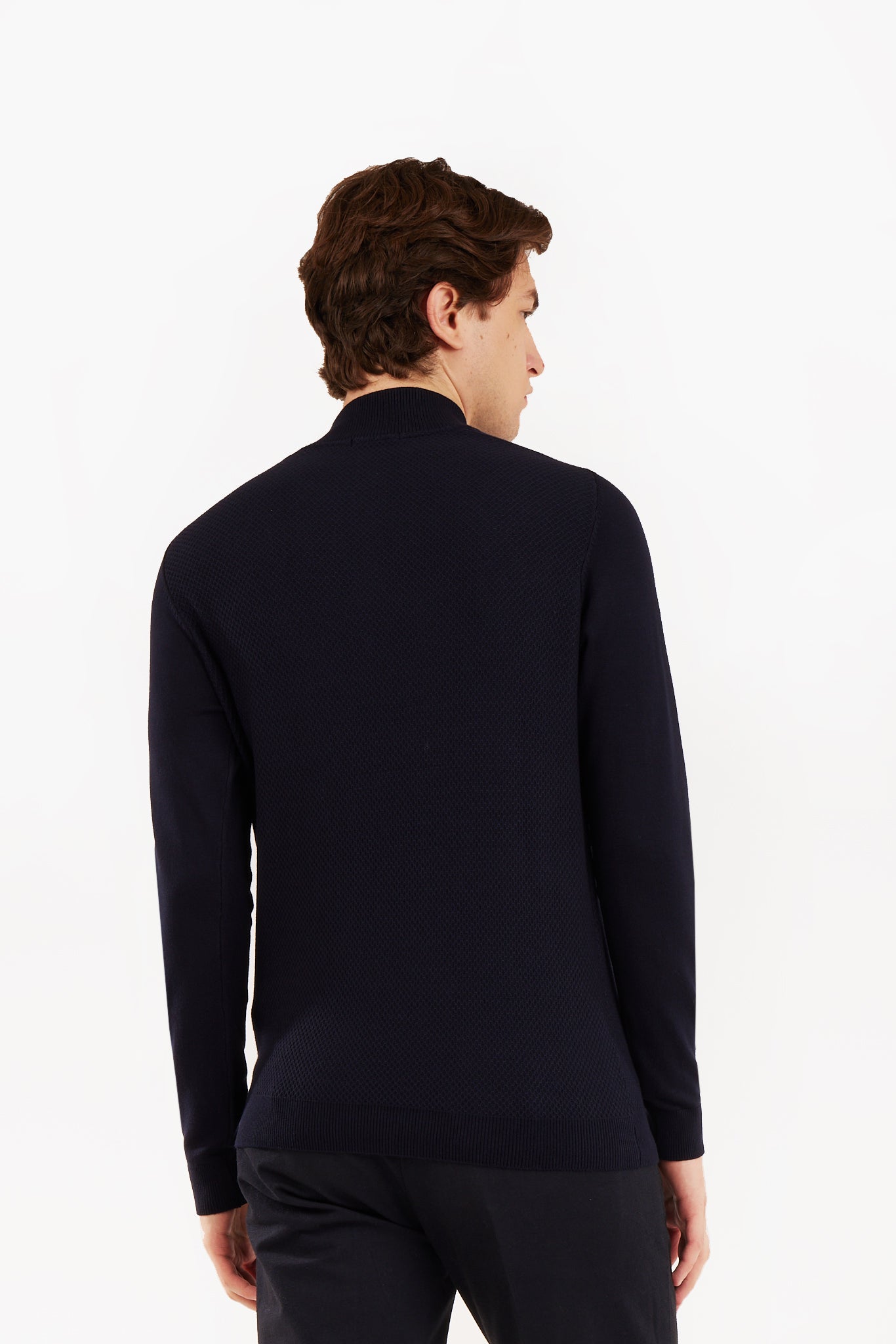 Pullover con bottoni