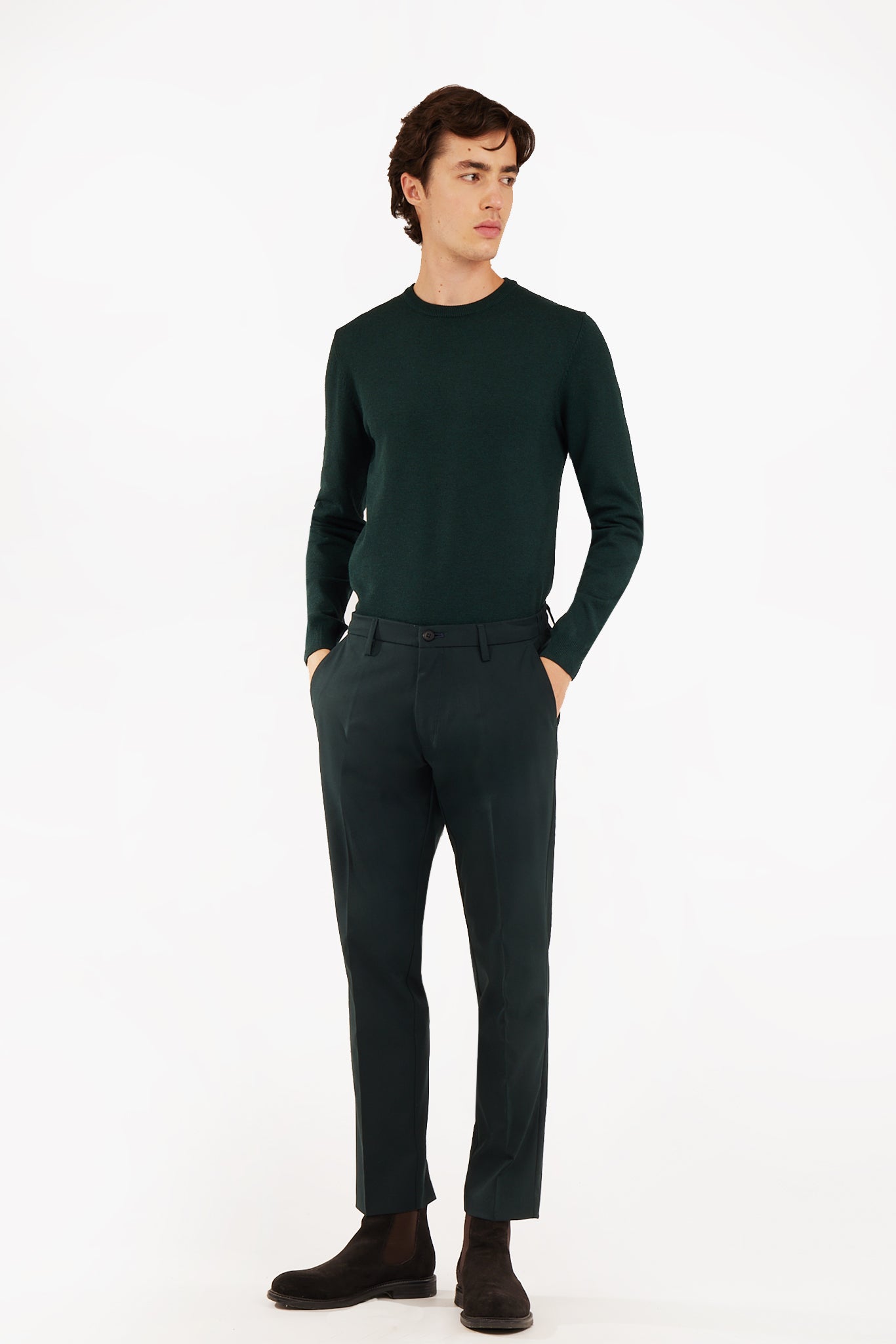 Pantaloni jogger fit taglio classico