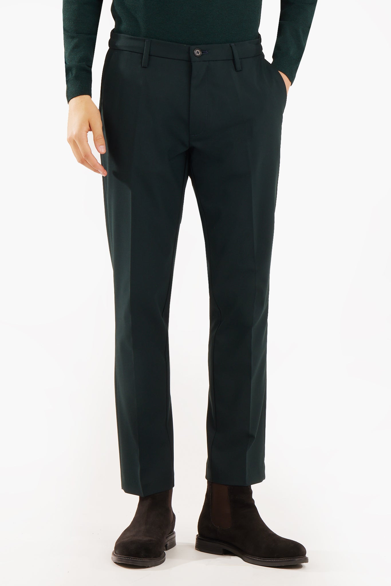 Pantaloni jogger fit taglio classico