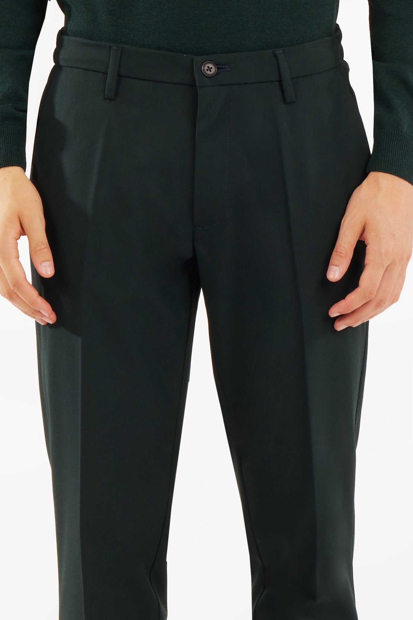 Pantaloni jogger fit taglio classico
