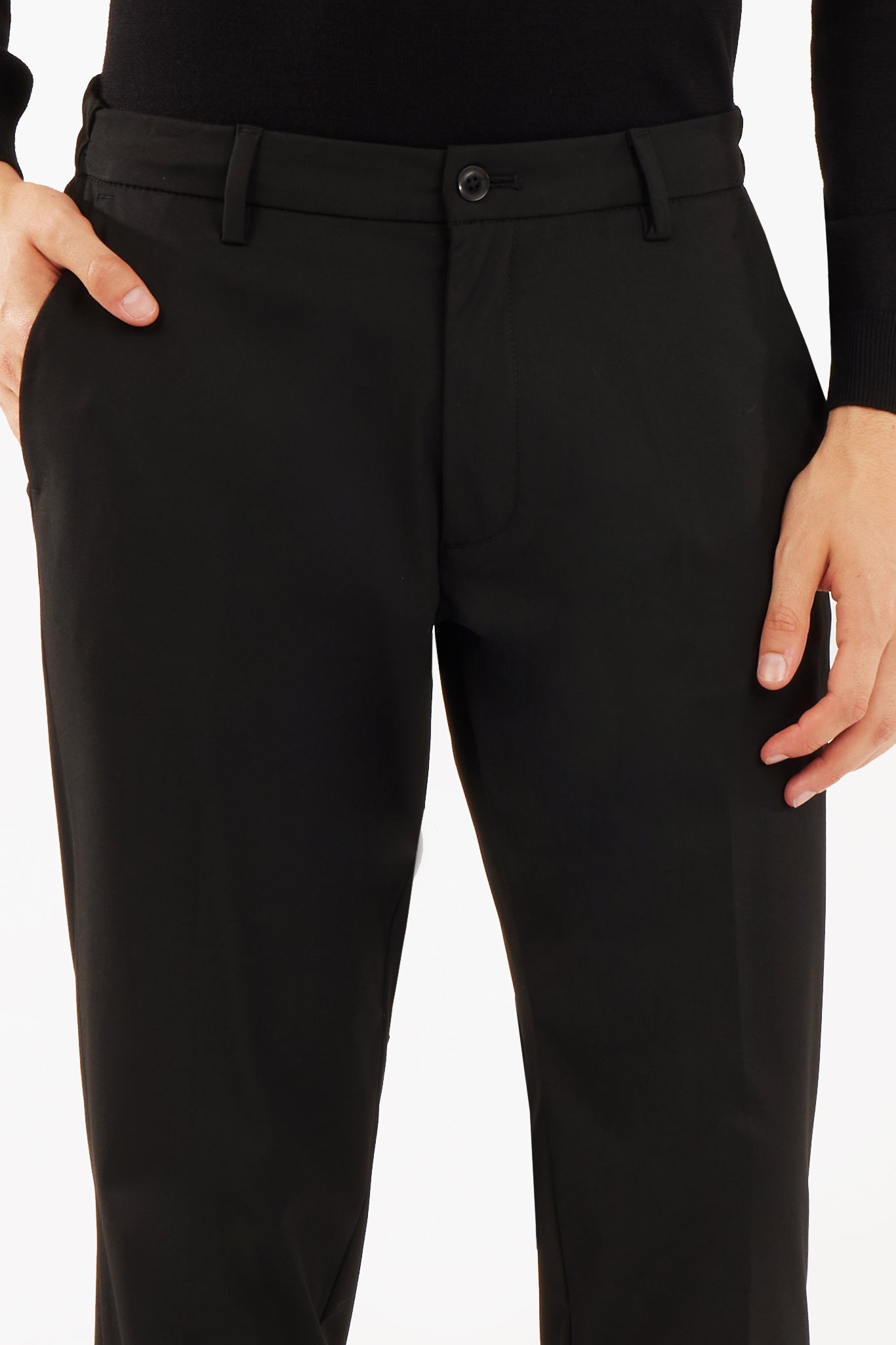 Pantaloni jogger fit taglio classico