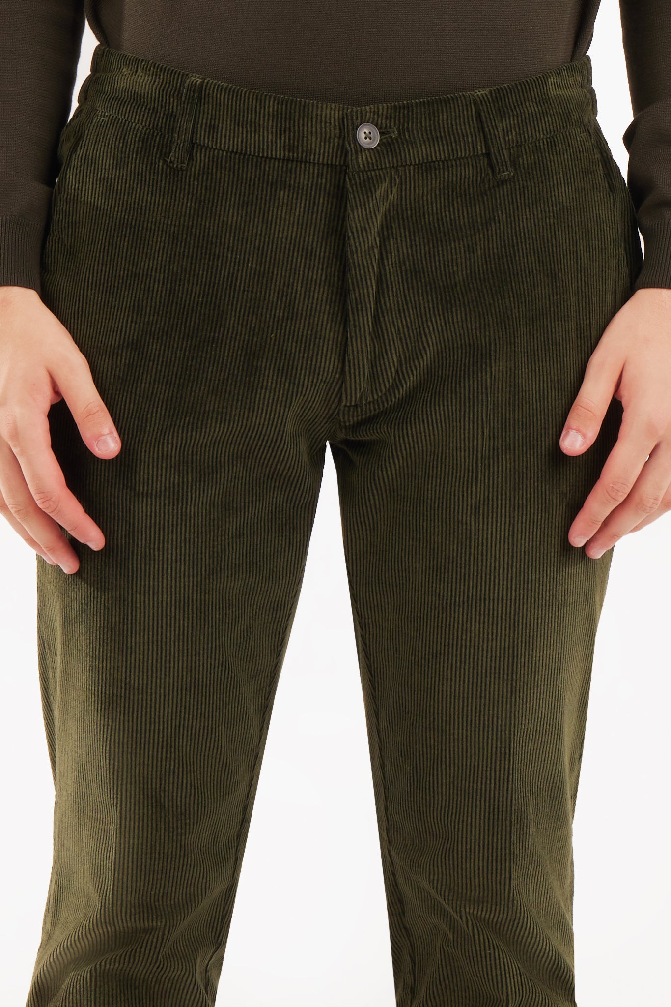 Pantaloni jogger fit in velluto a coste|Colore:Edera