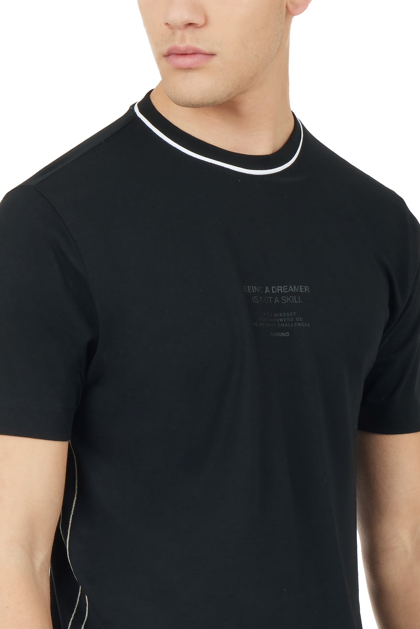T-shirt con stampa |Colore:Nero