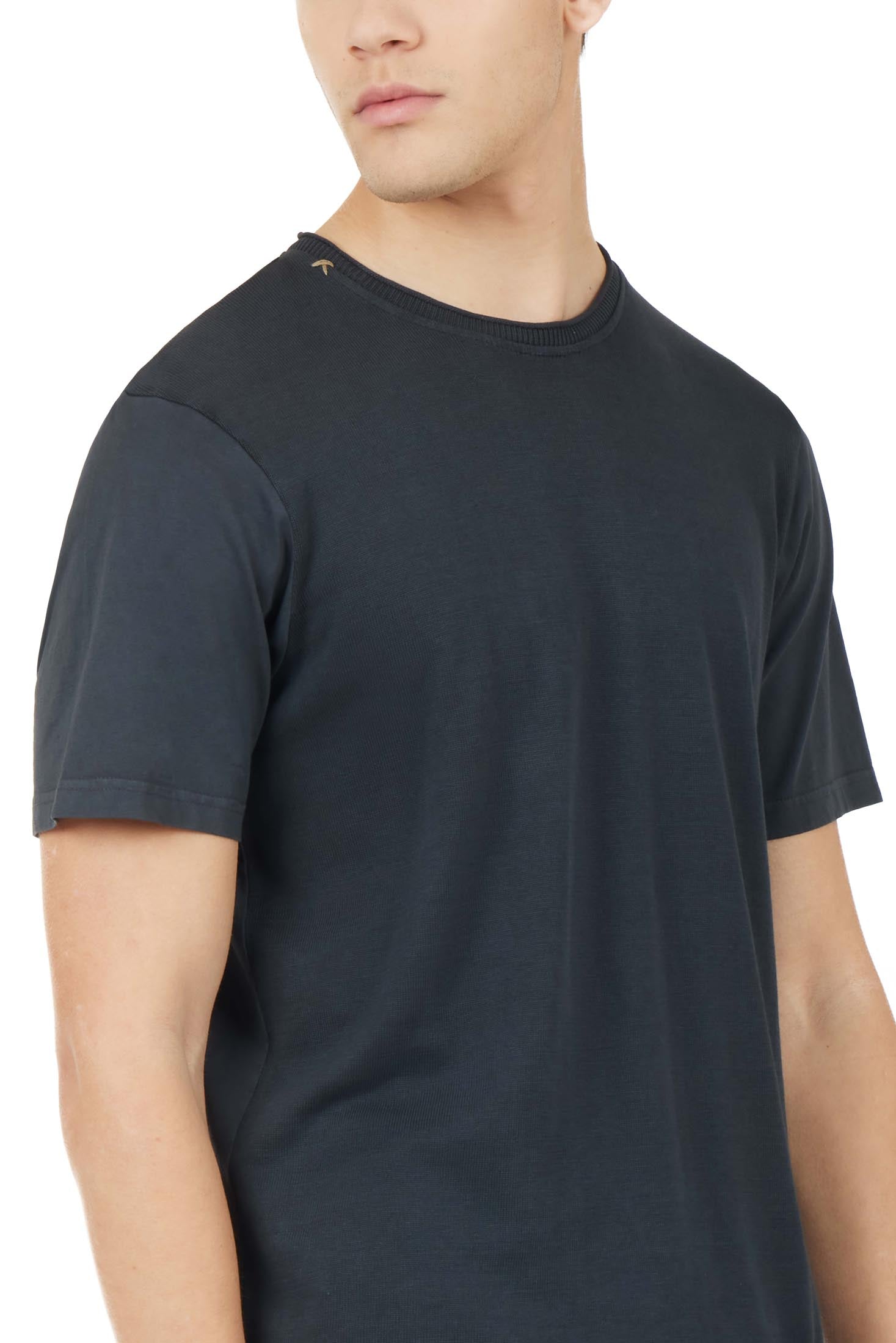 T-shirt in maglia con dettagli taglio vivo|Colore:Blu/navy