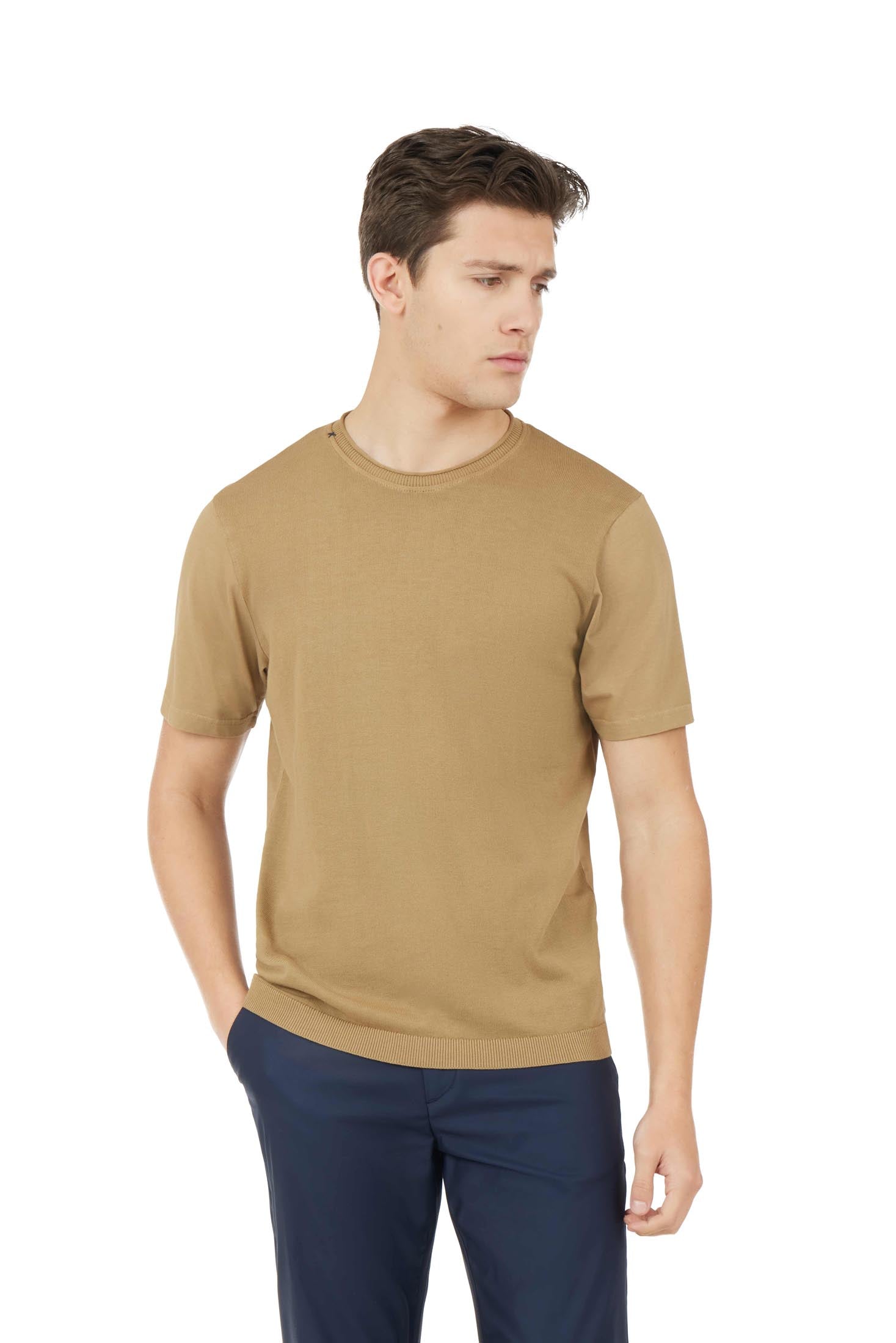 T-shirt in maglia con dettagli taglio vivo|Colore:Fango