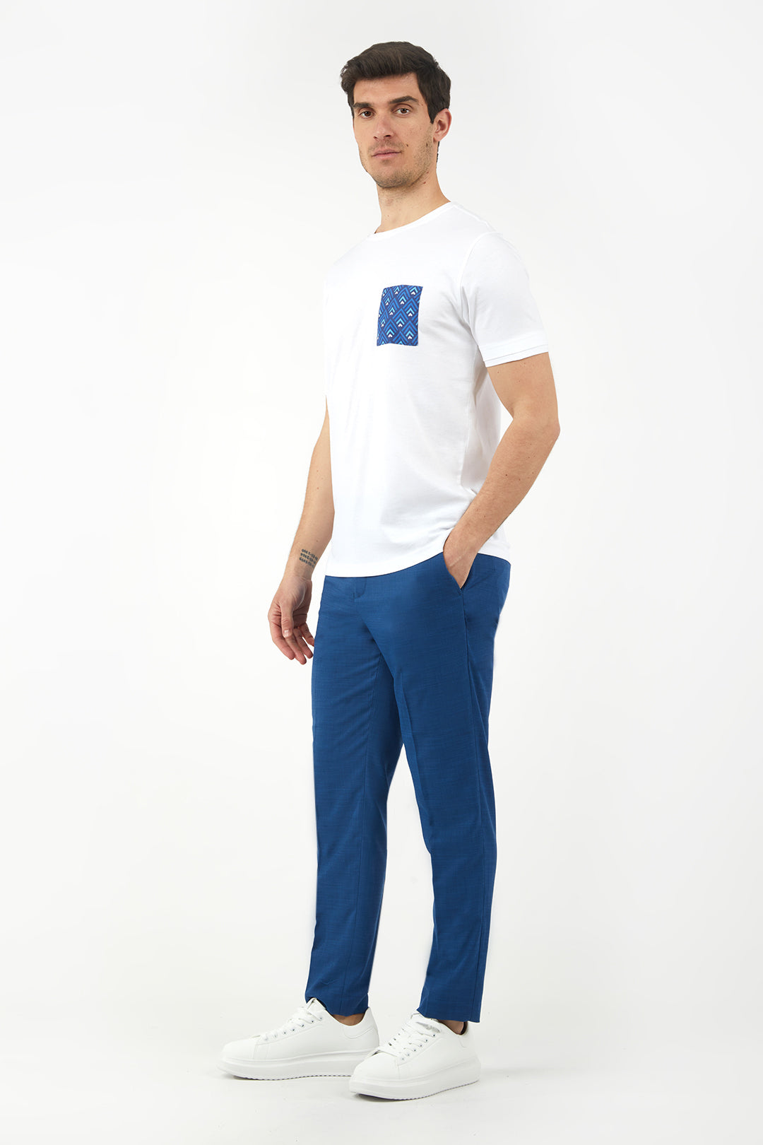 T-shirt con taschino coordinato|Colore:Bianco